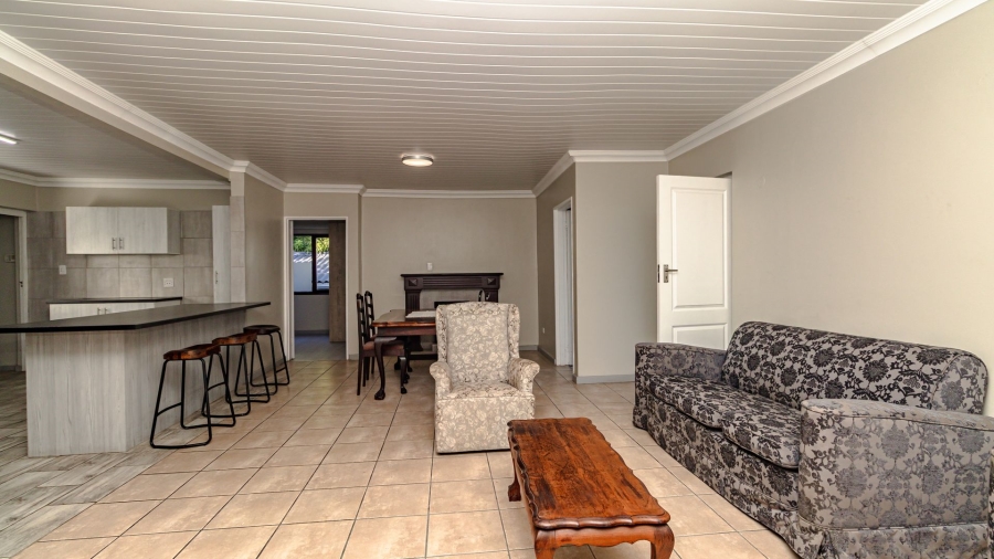 6 Bedroom Property for Sale in Costa Sarda Western Cape
